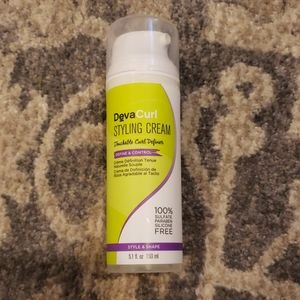 DevaCurl styling cream